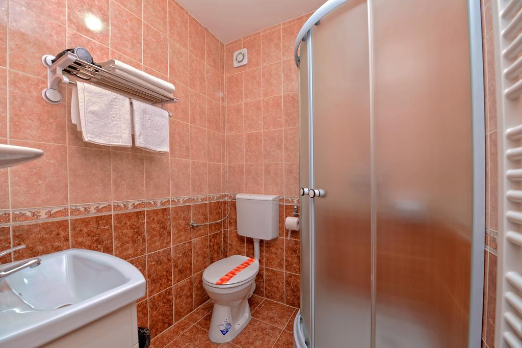 Pensiunea Beatrice Vatra Dornei Room photo